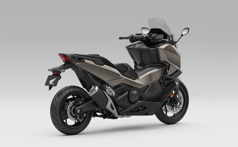 Honda Forza 750 Bild 14: Honda Forza 750