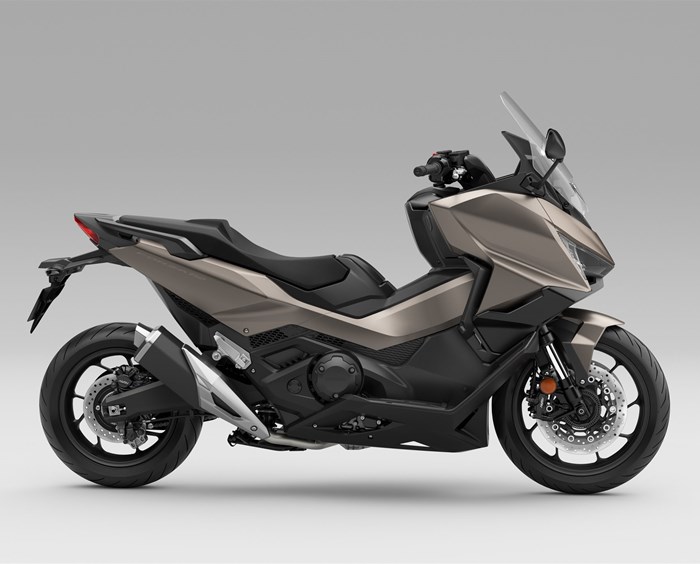 Honda Forza 750 