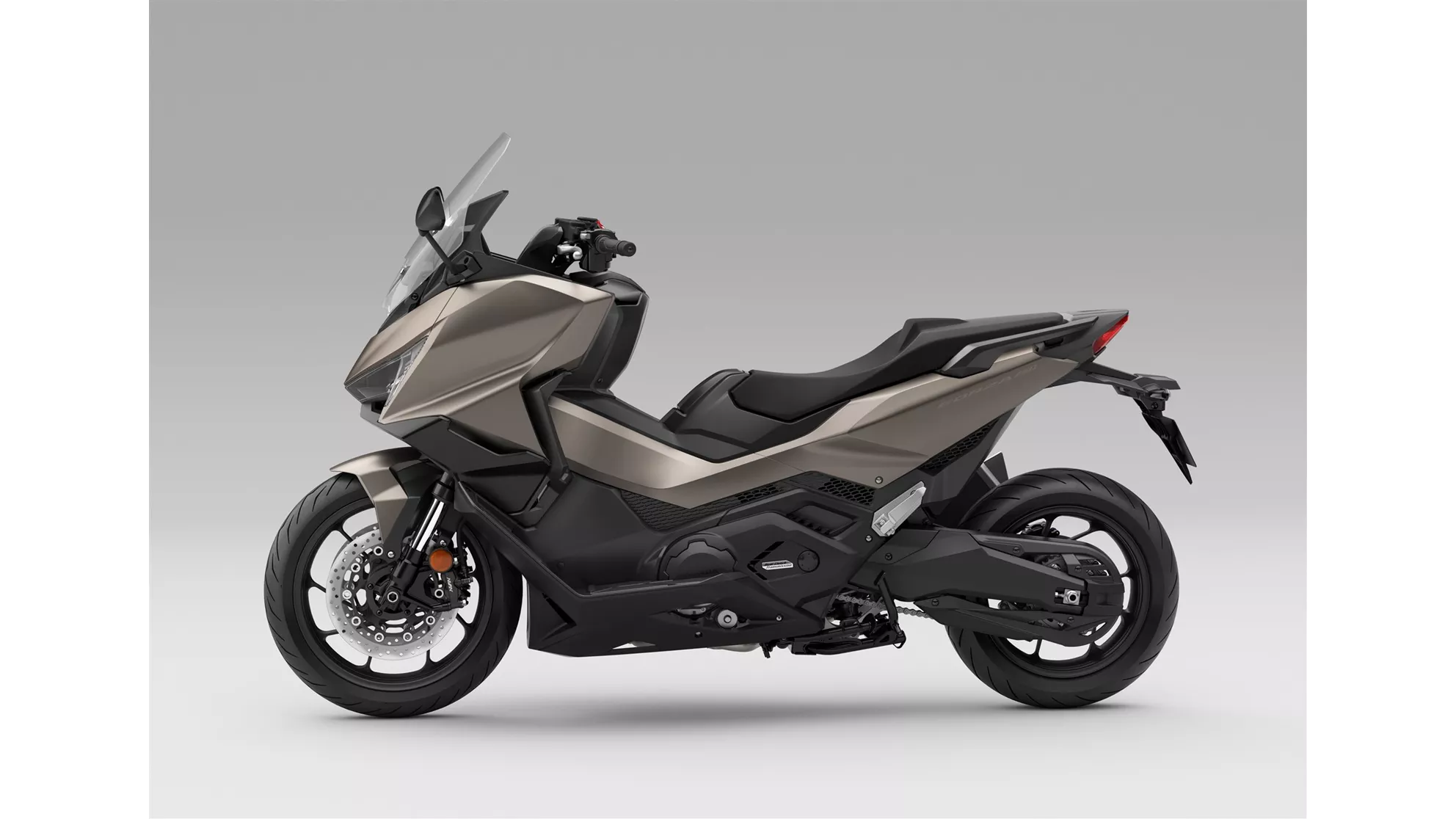 Honda Forza 750 - Image 6 Honda Forza 750 - Image 6