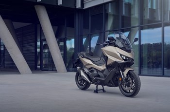 Honda Forza 750 2025 - Bild 18 Honda Forza 750 2025 - Bild 18