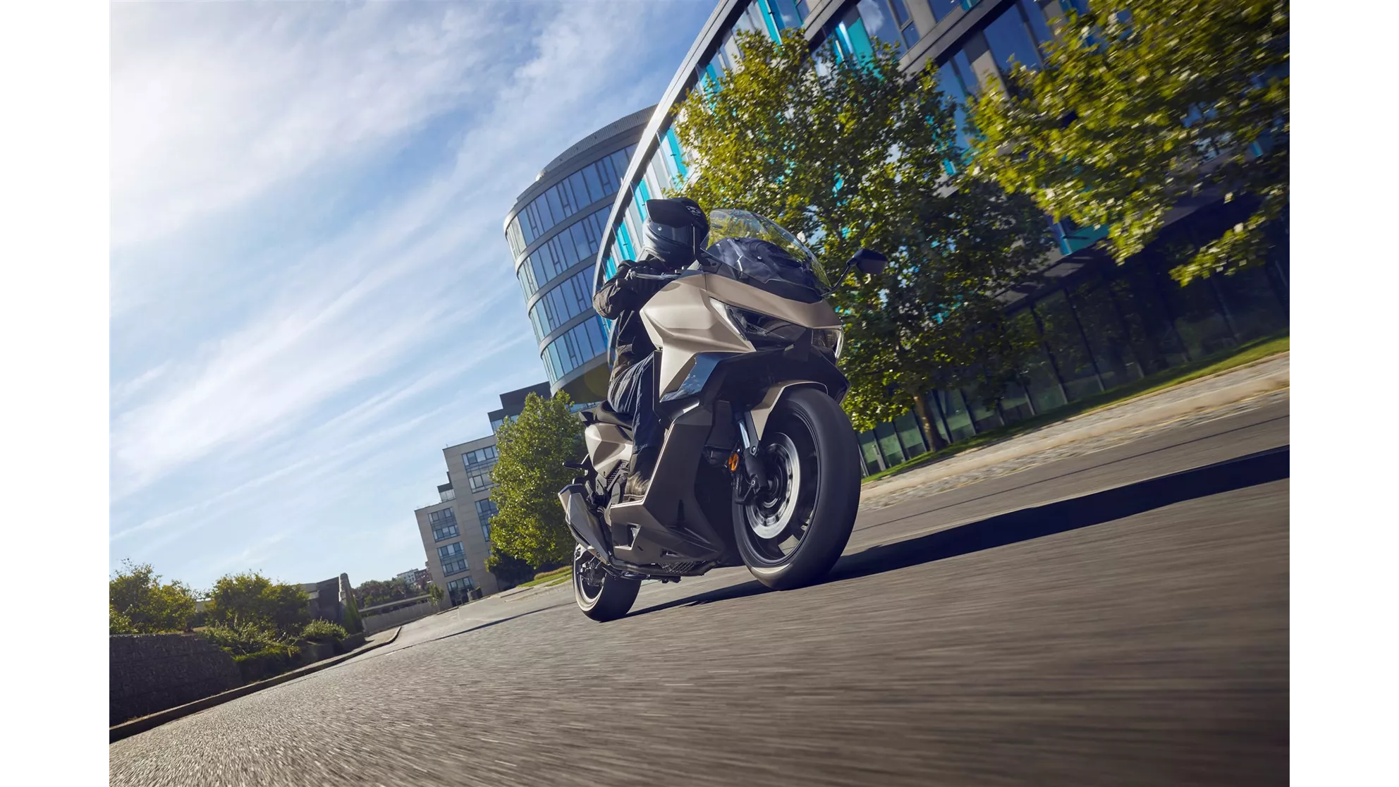Honda Forza 750 - Image 17 Honda Forza 750 - Image 17