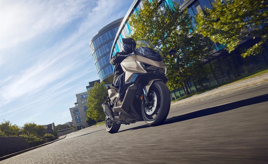 Honda Forza 750 Bild 19: Honda Forza 750