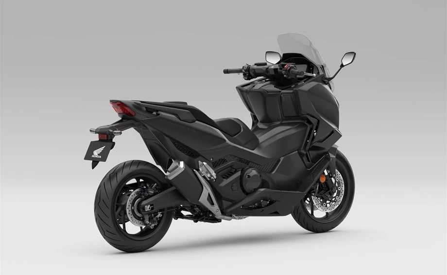 Honda Forza 750 Bild 11: Honda Forza 750