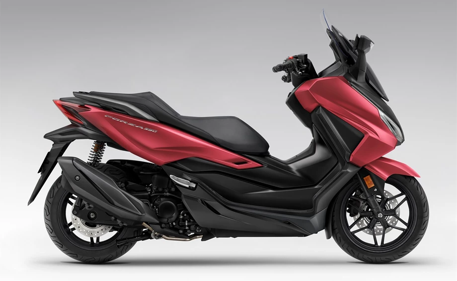 Honda Forza 350 Bild 4: Honda Forza 350