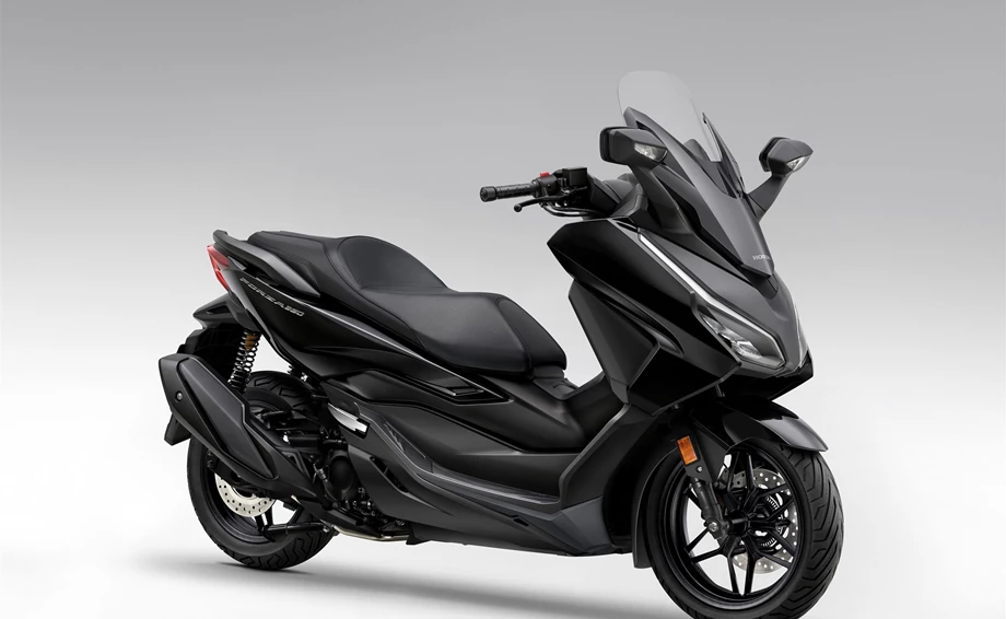 Honda Forza 350 Bild 13: Honda Forza 350