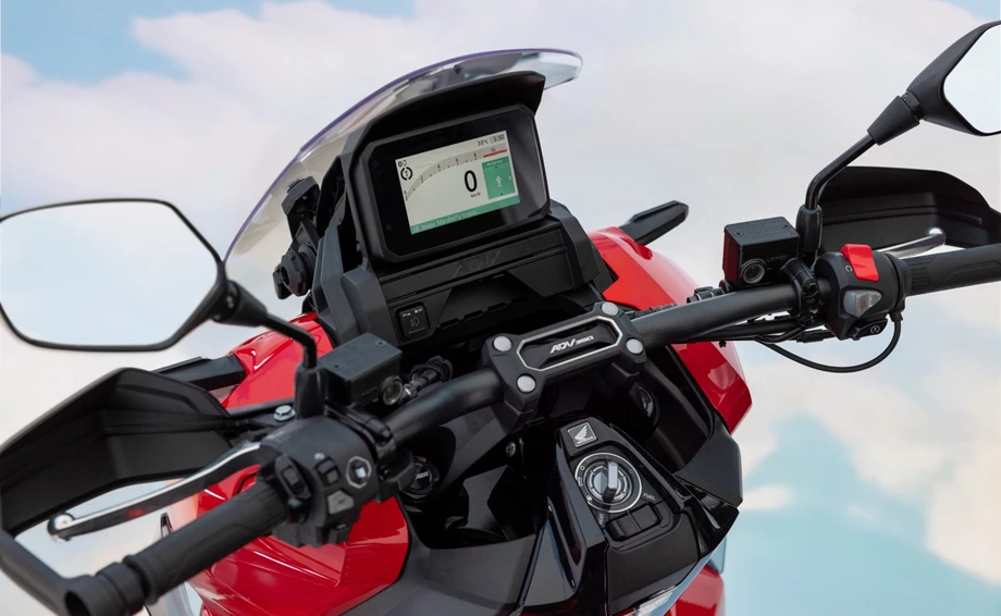 Honda ADV350 Bild 5: Honda ADV350