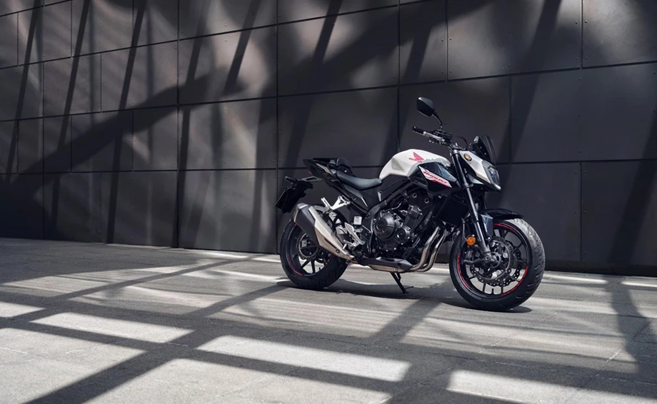 Honda CB500 Hornet Bild 13: Honda CB500 Hornet