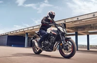 Honda CB500 Hornet 2025 - Bild 19 Honda CB500 Hornet 2025 - Bild 19