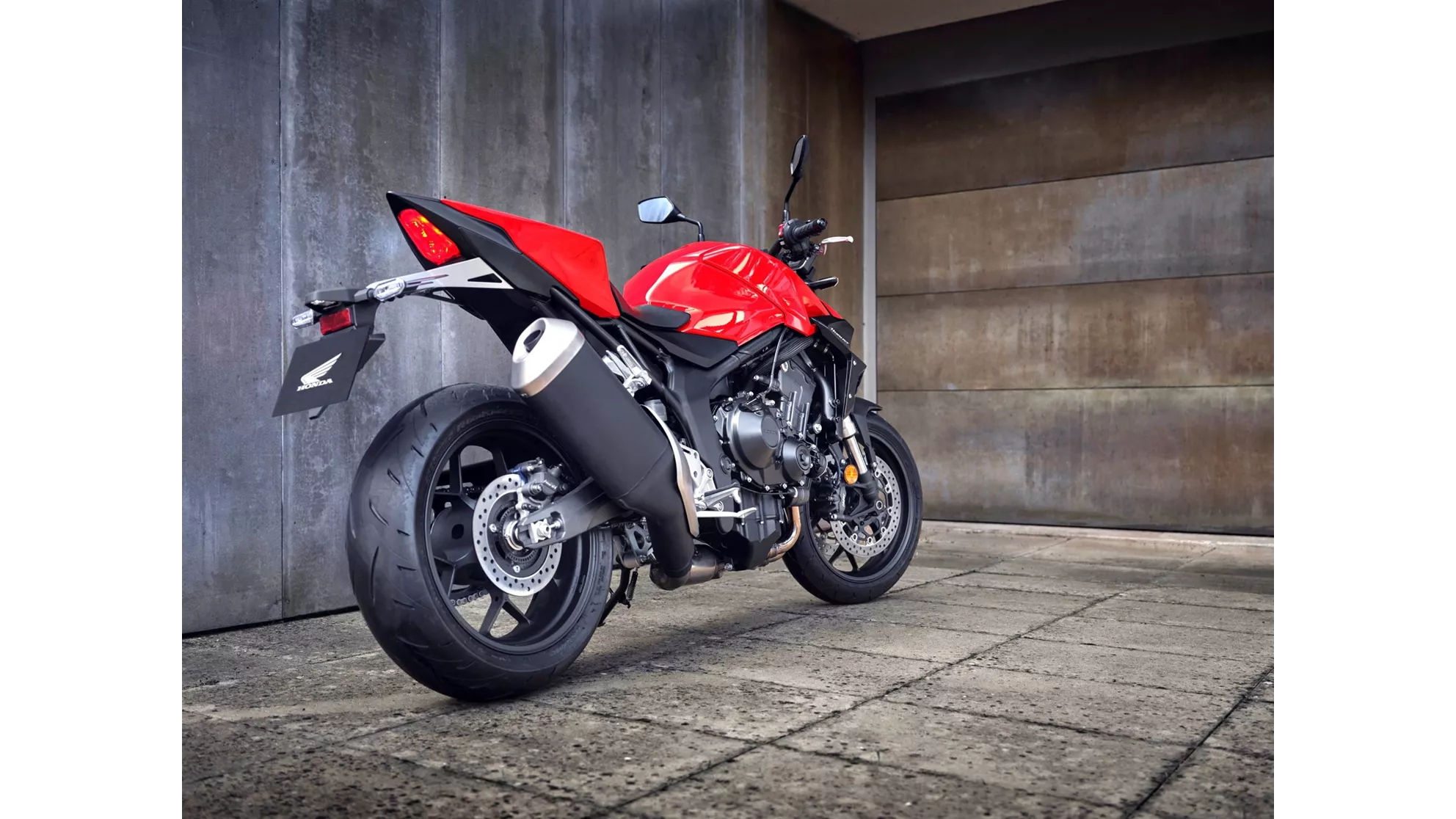 Honda CB1000 Hornet - Image 15 Honda CB1000 Hornet - Image 15