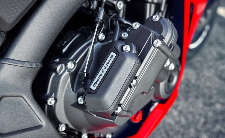 Honda CBR650R E-Clutch Bild 3: Honda CBR650R E-Clutch