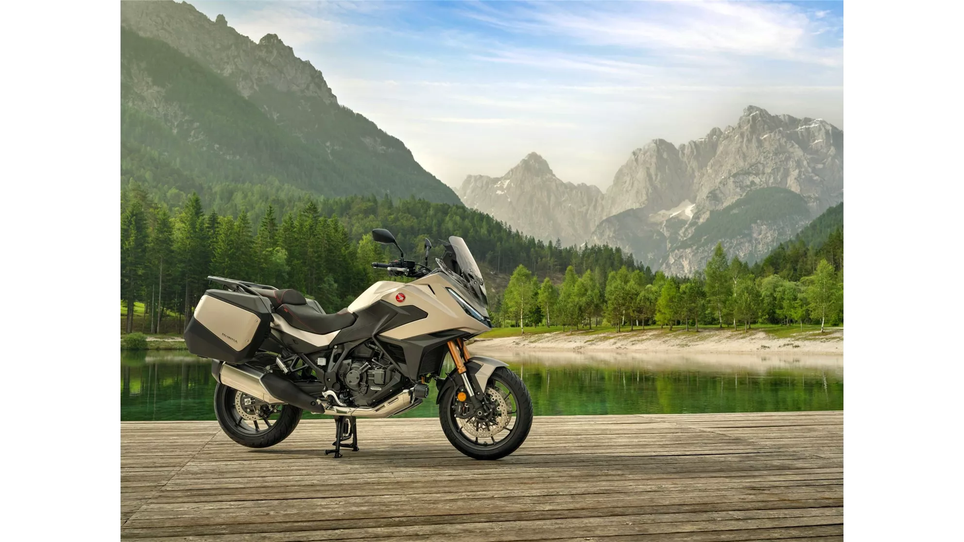Honda NT1100 DCT Electronic Suspension 2025 - Image 107 Honda NT1100 DCT Electronic Suspension 2025 - Image 107