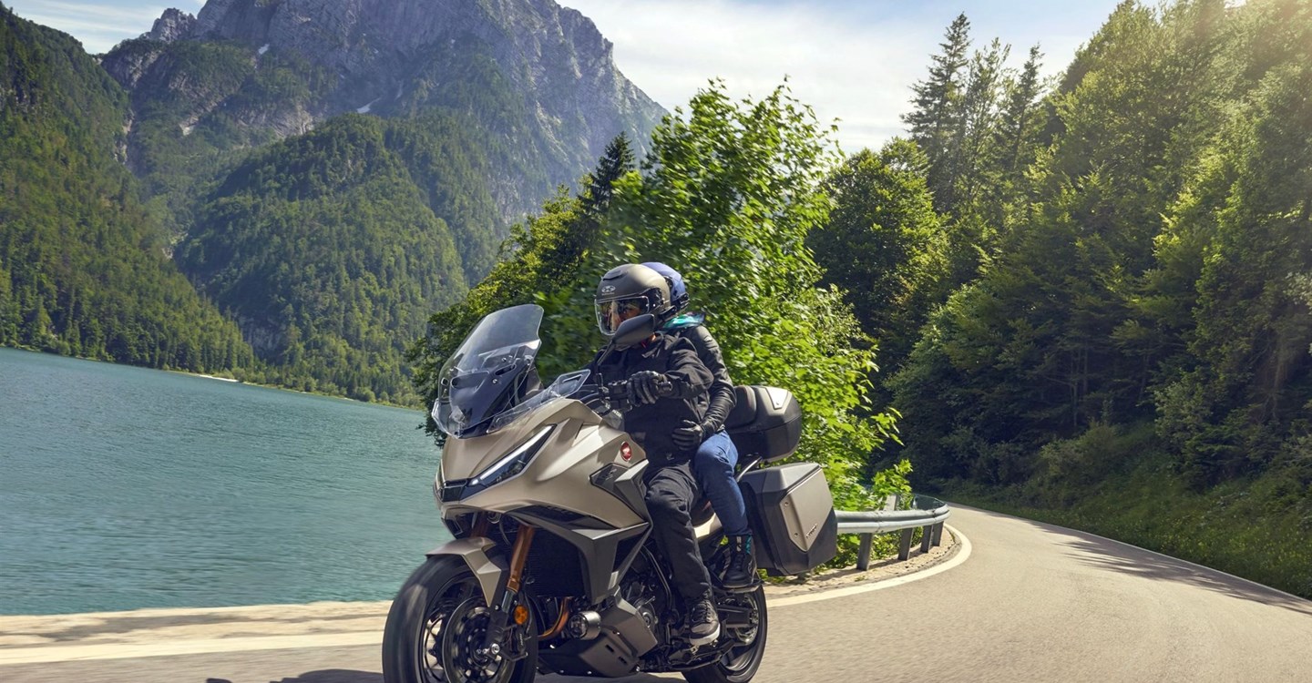 Honda NT1100 DCT Electronic Suspension