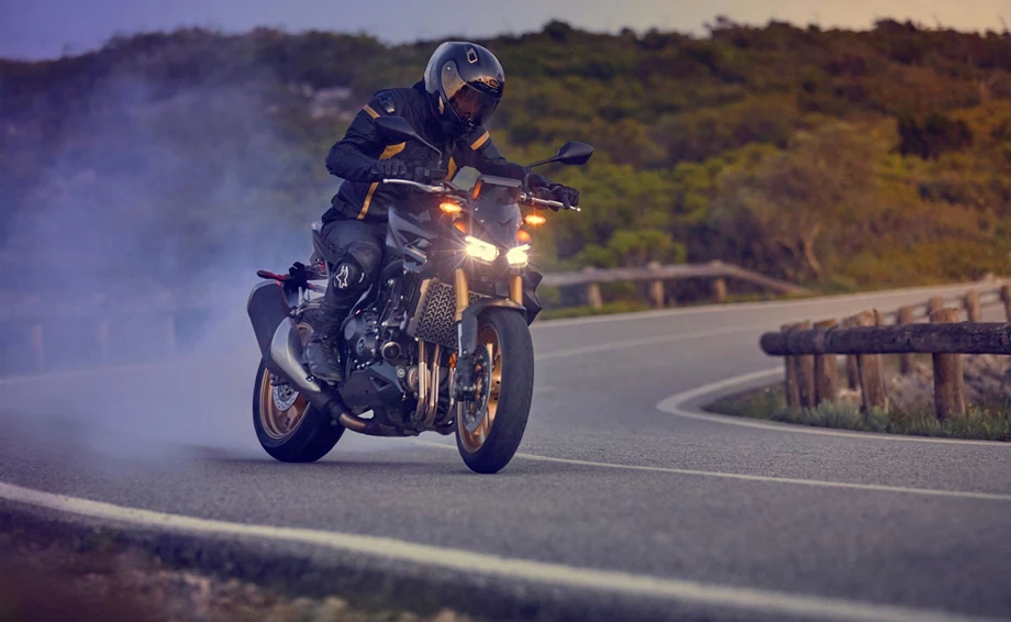 Honda CB1000 Hornet SP Bild 4: Honda CB1000 Hornet SP