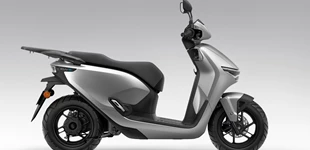 Honda CUV e: 2025 vs NIU NQiX 500 2025 Honda CUV e: 2025 vs NIU NQiX 500 2025