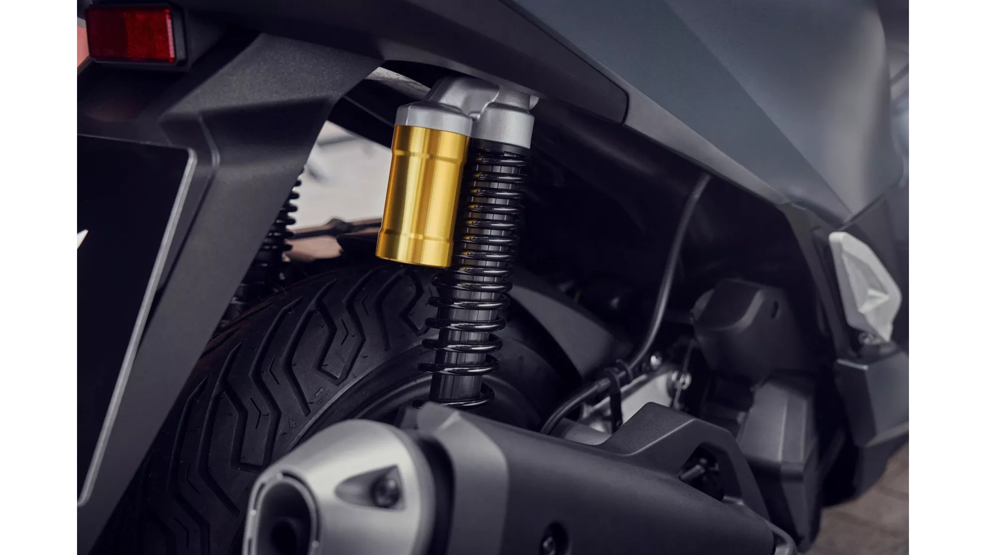 Honda PCX125 DX - Image 9 Honda PCX125 DX - Image 9