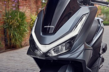 Honda PCX125 DX 2025 - Bild 13 Honda PCX125 DX 2025 - Bild 13