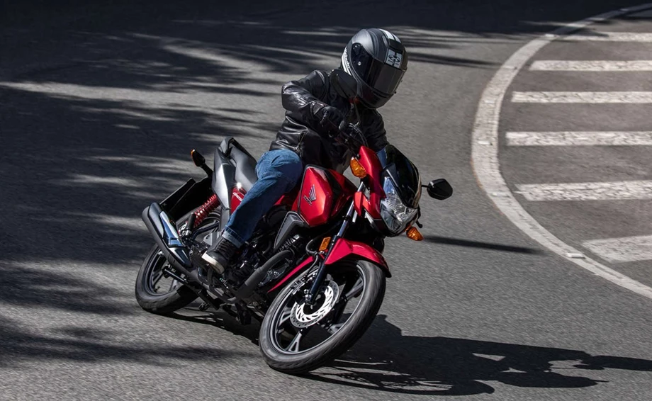 Honda CB125F Bild 7: Honda CB125F