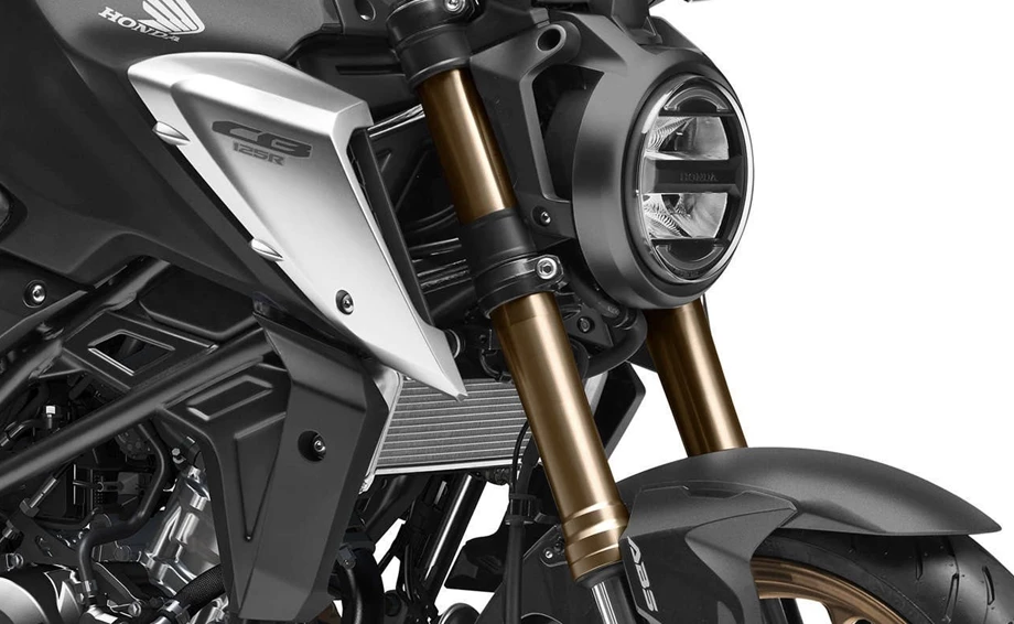 Honda CB125R Bild 7: Honda CB125R
