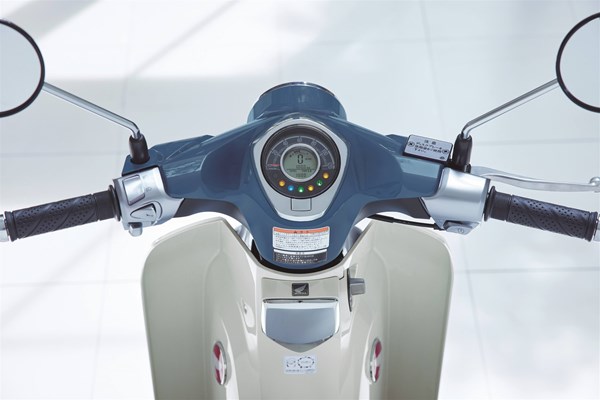 Honda Super Cub C 125 () - Bild 3