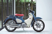 Honda Super Cub C 125 2025 - Bild 5 Honda Super Cub C 125 2025 - Bild 5