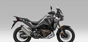 MV Agusta Turismo Veloce 800 Lusso 2020 vs Honda CRF1100L Africa Twin Adventure Sports 2025 MV Agusta Turismo Veloce 800 Lusso 2020 vs Honda CRF1100L Africa Twin Adventure Sports 2025