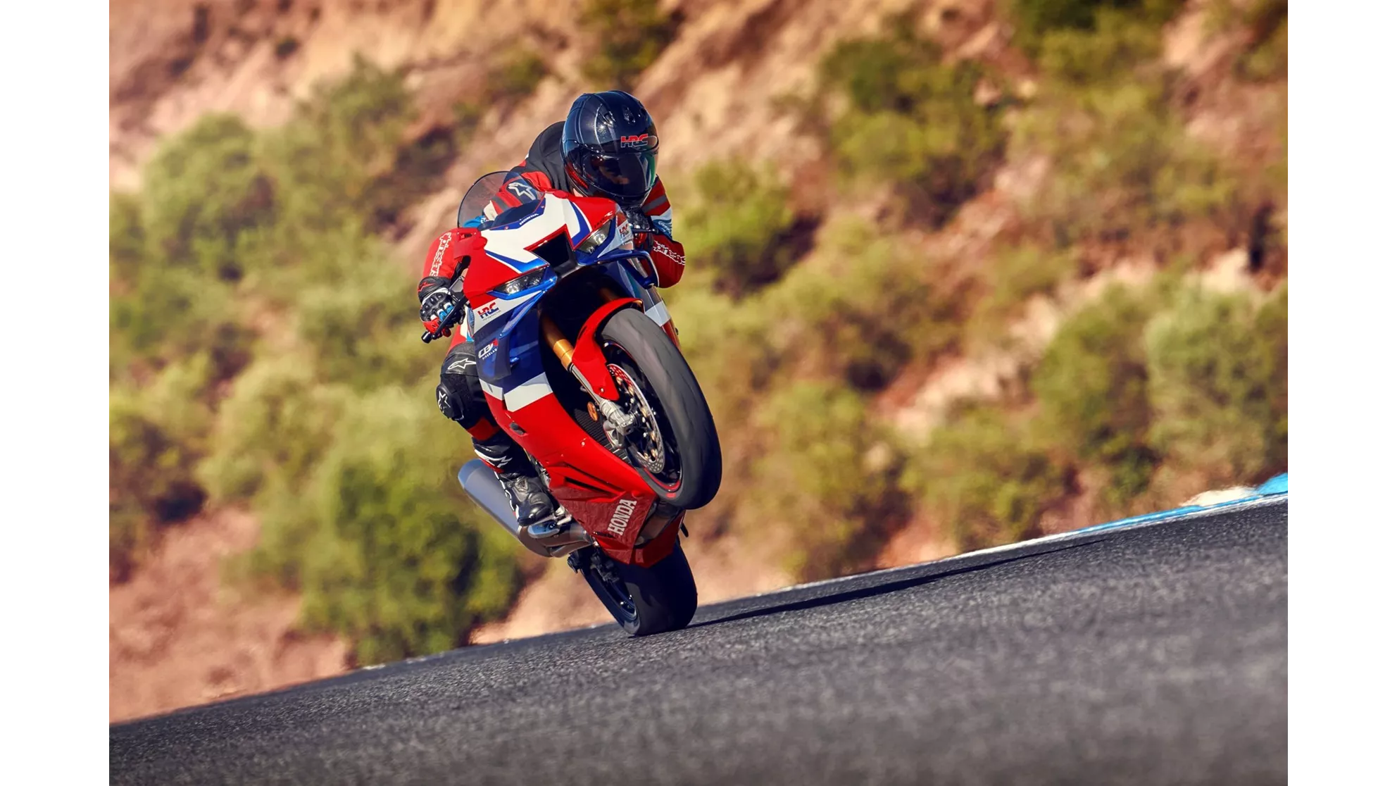 Honda CBR1000RR-R Fireblade SP - Image 3 Honda CBR1000RR-R Fireblade SP - Image 3