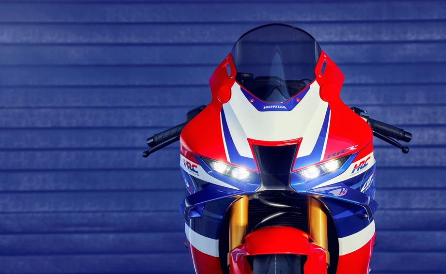 Honda CBR1000RR-R Fireblade SP Bild 10: Honda CBR1000RR-R Fireblade SP