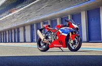 Honda CBR1000RR-R Fireblade SP 2025 - Bild 29 Honda CBR1000RR-R Fireblade SP 2025 - Bild 29