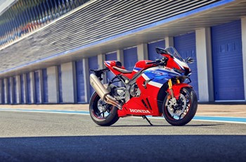 Honda CBR1000RR-R Fireblade SP 2025 - Bild 29 Honda CBR1000RR-R Fireblade SP 2025 - Bild 29