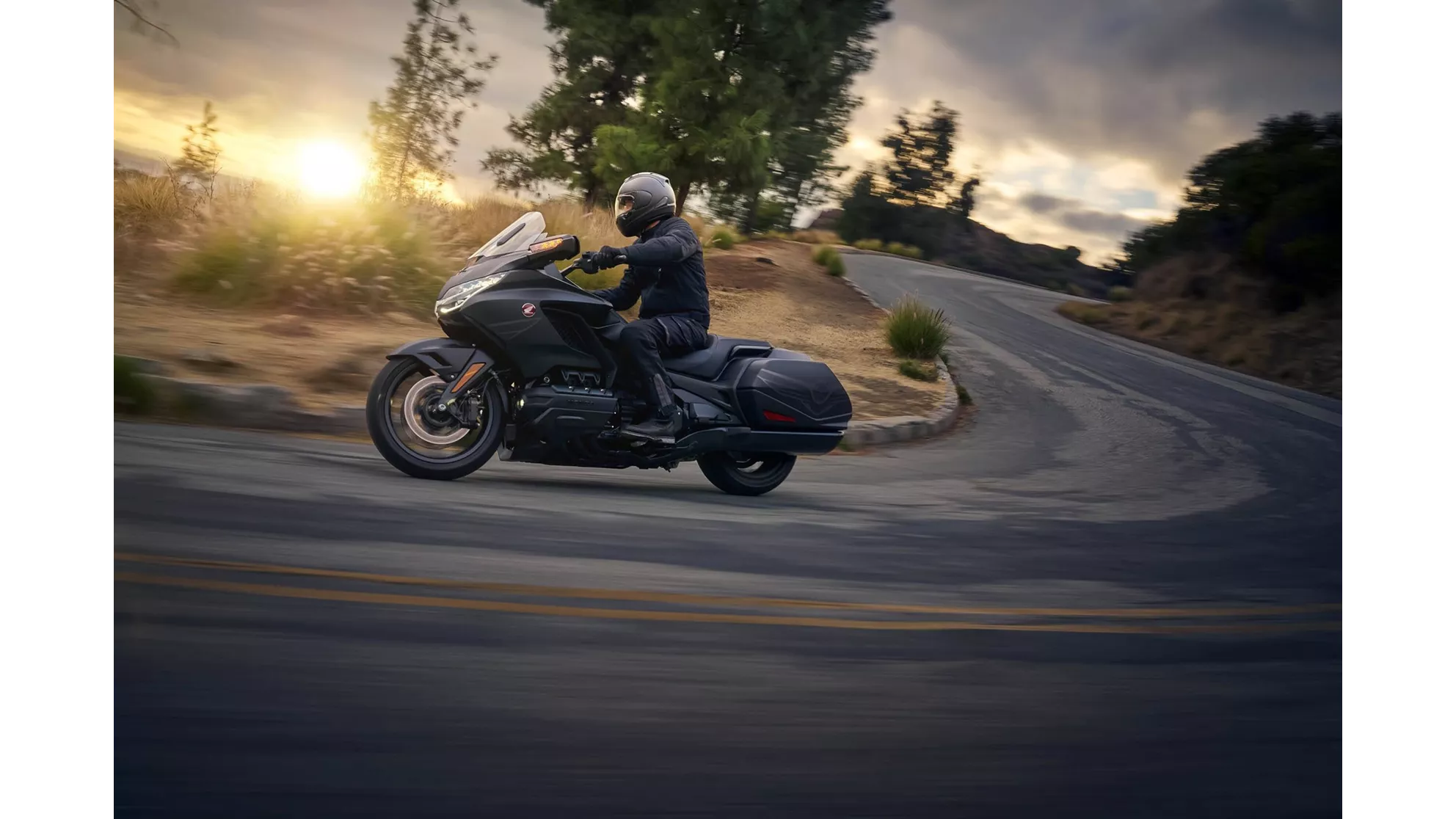 Honda GL 1800 Goldwing DCT - Image 1 Honda GL 1800 Goldwing DCT - Image 1