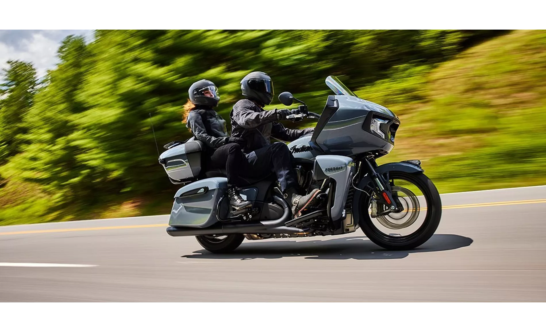 Indian Pursuit Dark Horse 2025 Indian Pursuit Dark Horse 2025