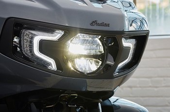 Indian Pursuit Dark Horse 2025 - Bild 6