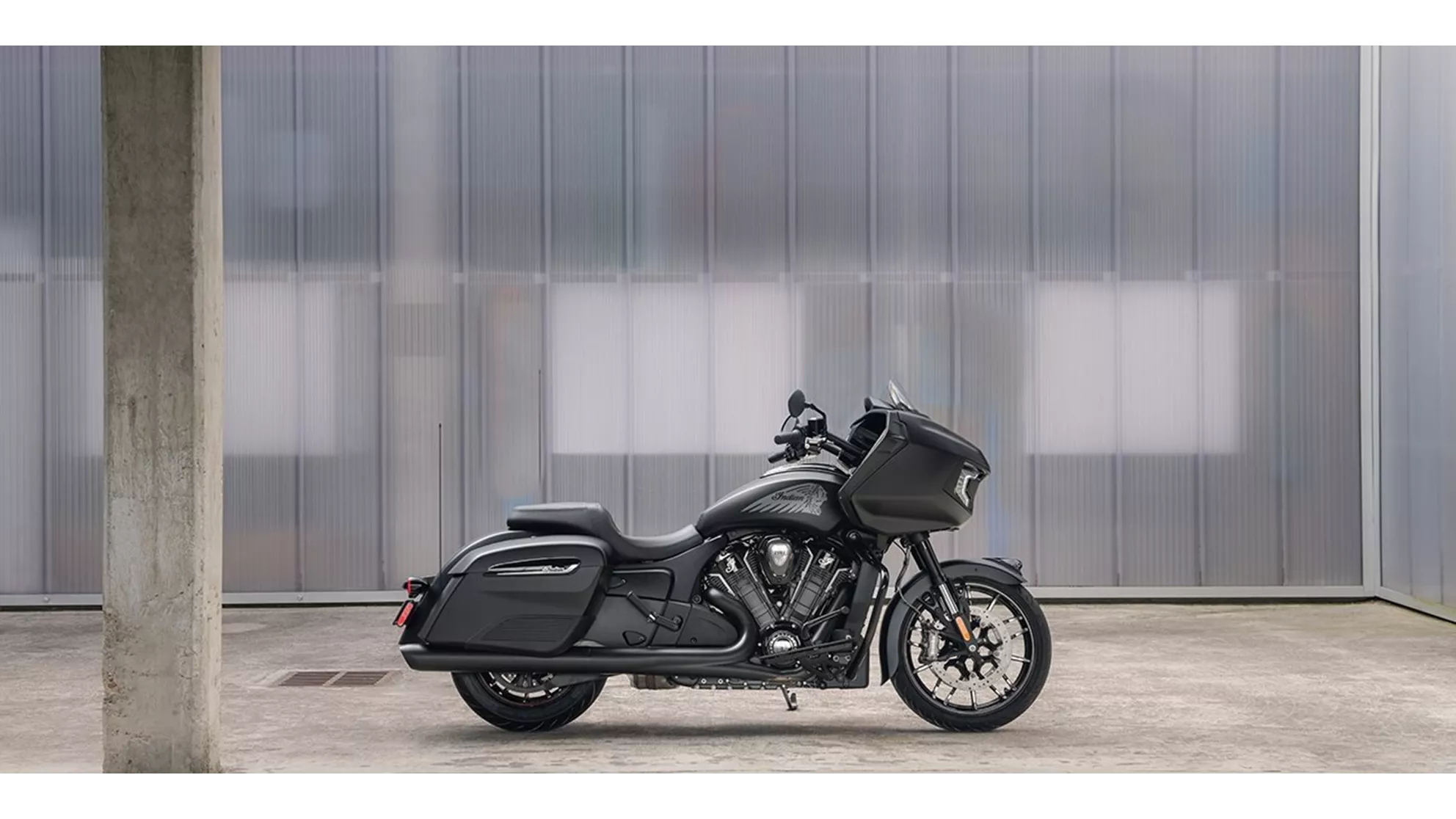 Indian Challenger Dark Horse - Image 3 Indian Challenger Dark Horse - Image 3
