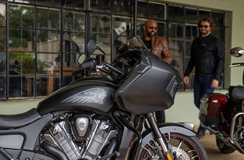 Indian Challenger Dark Horse 2025 - Bild 7