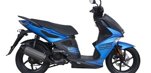 Aprilia SXR 50 2022 vs Kymco Super 8 R 50i 2025