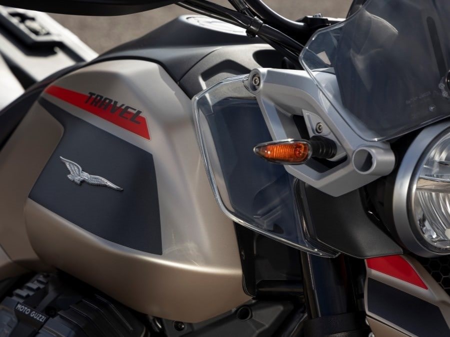 Moto Guzzi V85 TT Travel