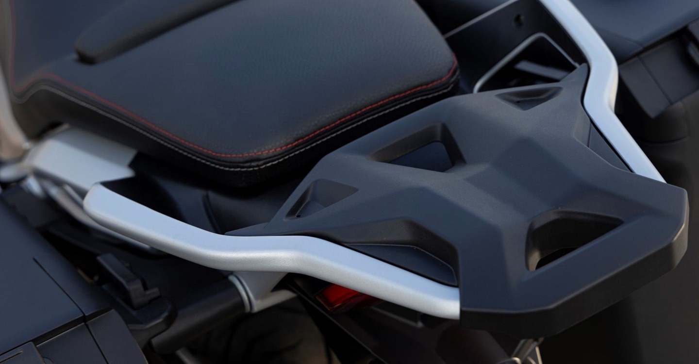 Moto Guzzi V85 TT Travel