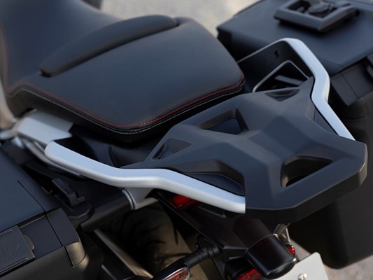 Moto Guzzi V85 TT Travel () - Bild 9