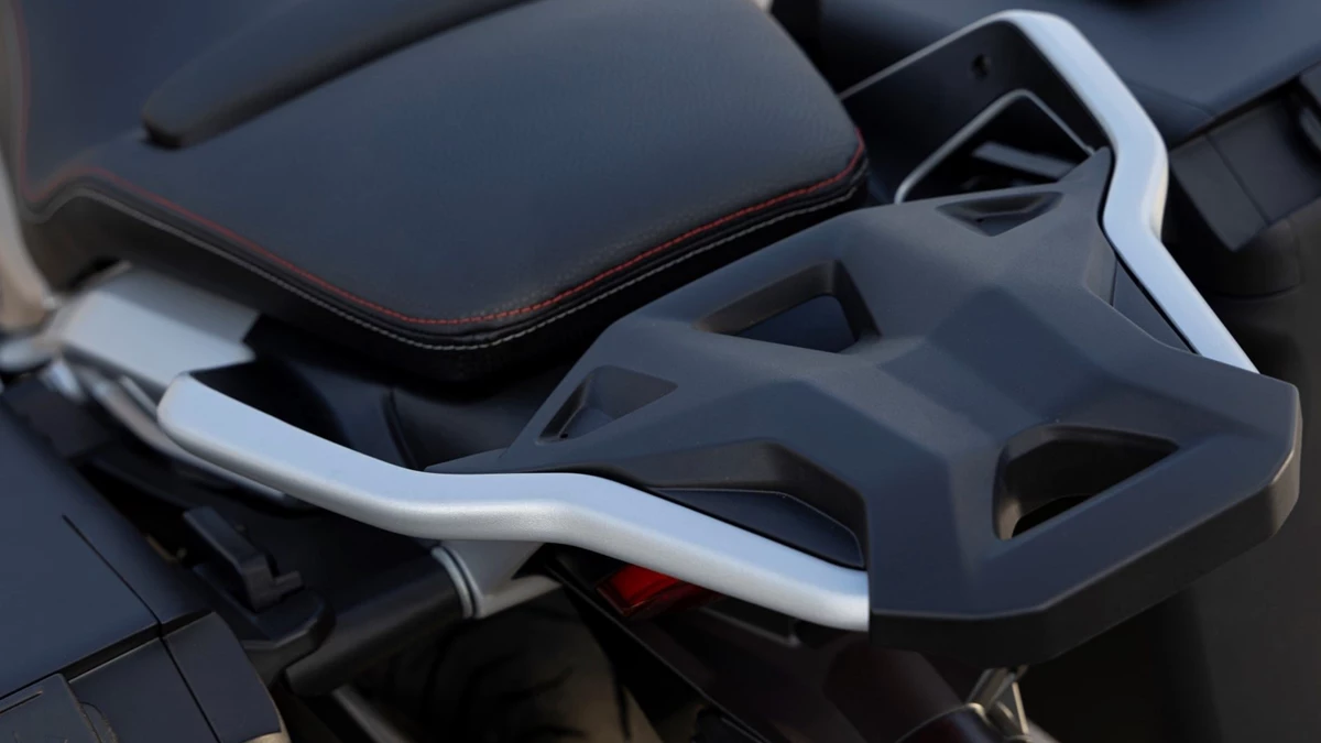 Moto Guzzi V85 TT Travel Bild 9: Moto Guzzi V85 TT Travel