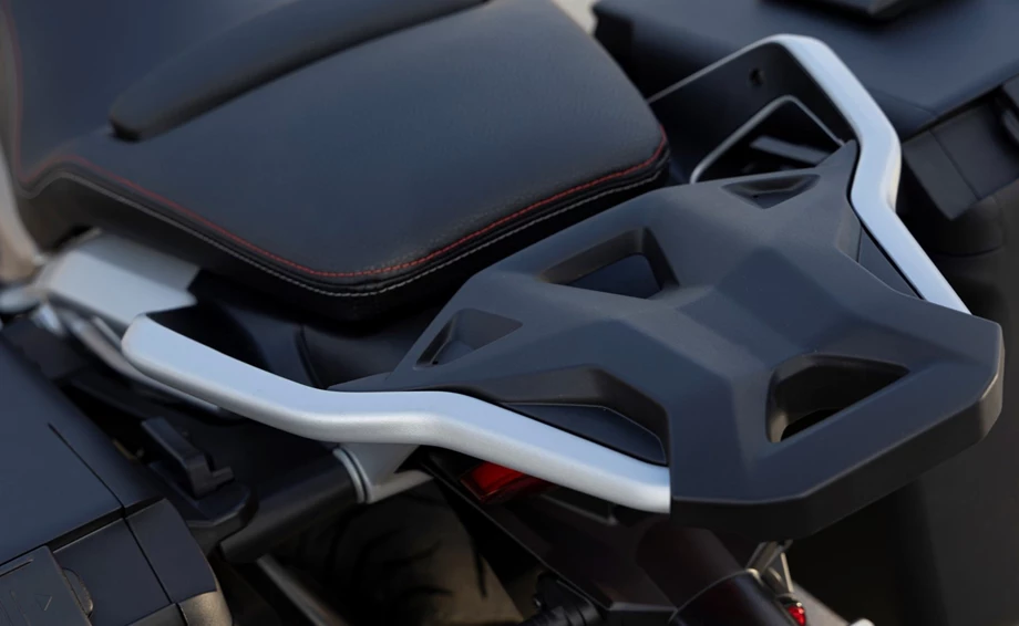 Moto Guzzi V85 TT Travel Bild 9: Moto Guzzi V85 TT Travel