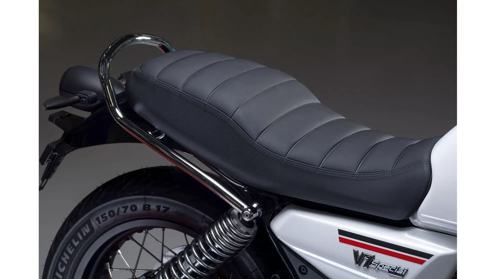 Moto Guzzi V7 Special - Image 2 Moto Guzzi V7 Special - Image 2