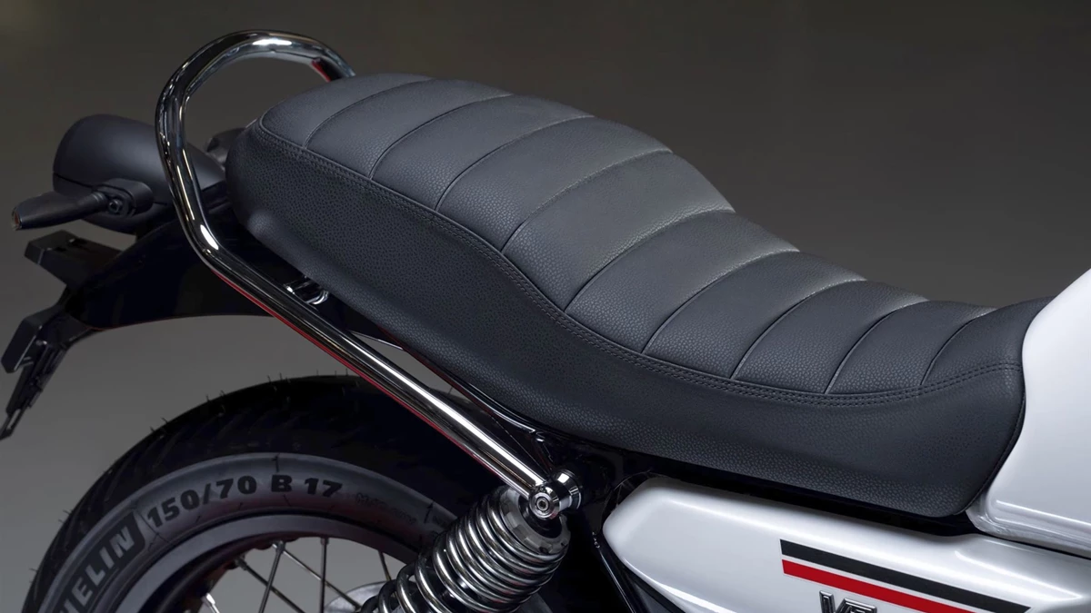 Moto Guzzi V7 Special Bild 3: Moto Guzzi V7 Special