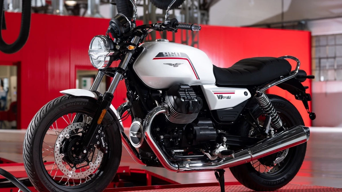 Moto Guzzi V7 Special Bild 6: Moto Guzzi V7 Special