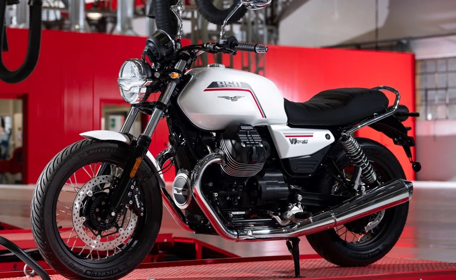 Moto Guzzi V7 Special Bild 6: Moto Guzzi V7 Special