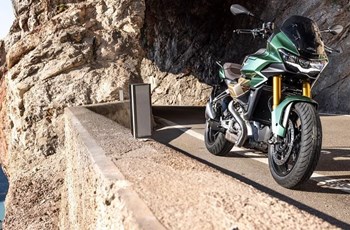 Moto Guzzi V100 Mandello S 2025 - Bild 6 Moto Guzzi V100 Mandello S 2025 - Bild 6