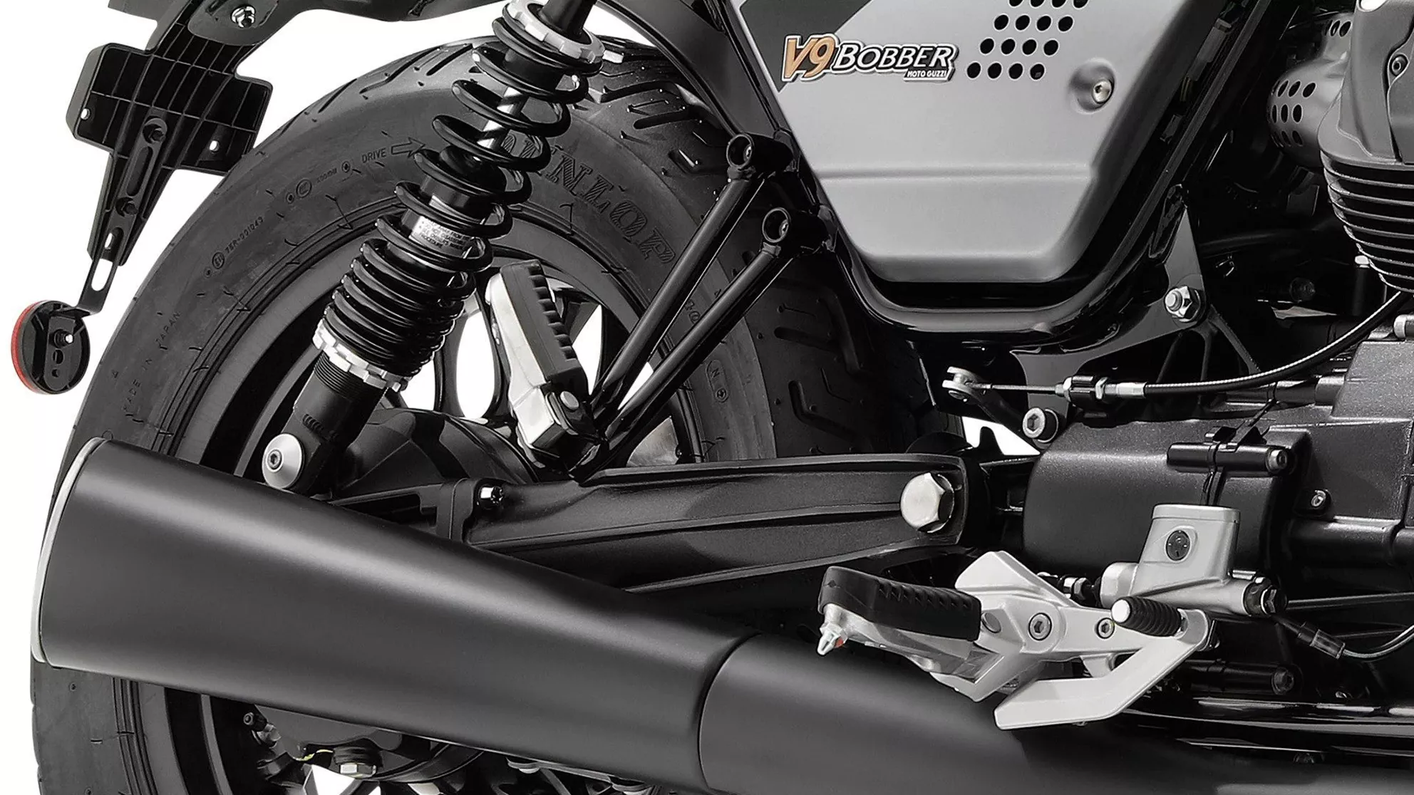 Moto Guzzi V9 Bobber Special Edition - Image 3 Moto Guzzi V9 Bobber Special Edition - Image 3