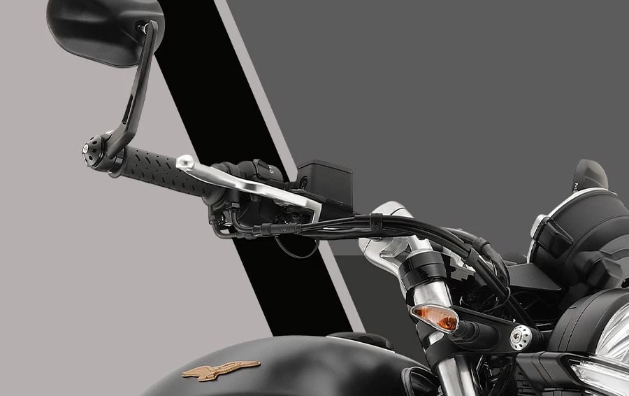 Moto Guzzi V9 Bobber Special Edition Bild 8: Moto Guzzi V9 Bobber Special Edition