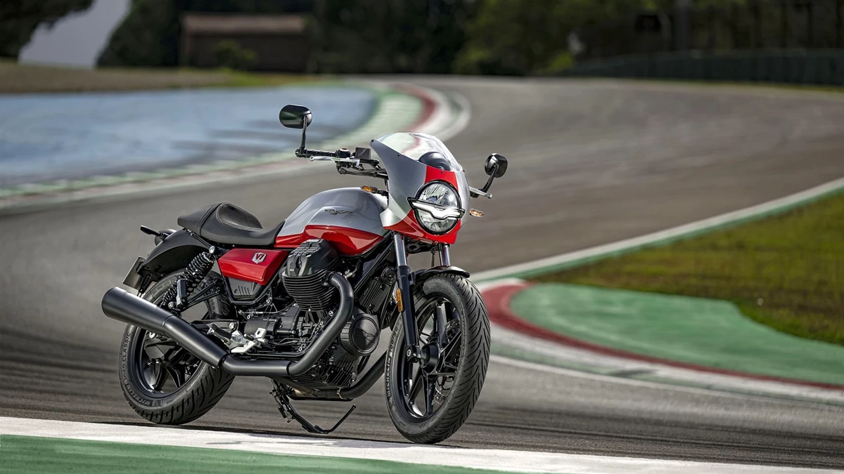 Moto Guzzi V7 Stone Corsa Bild 2: Moto Guzzi V7 Stone Corsa