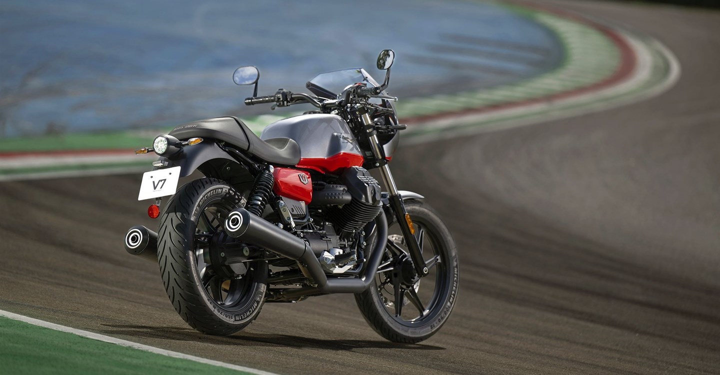 Moto Guzzi V7 Stone Corsa