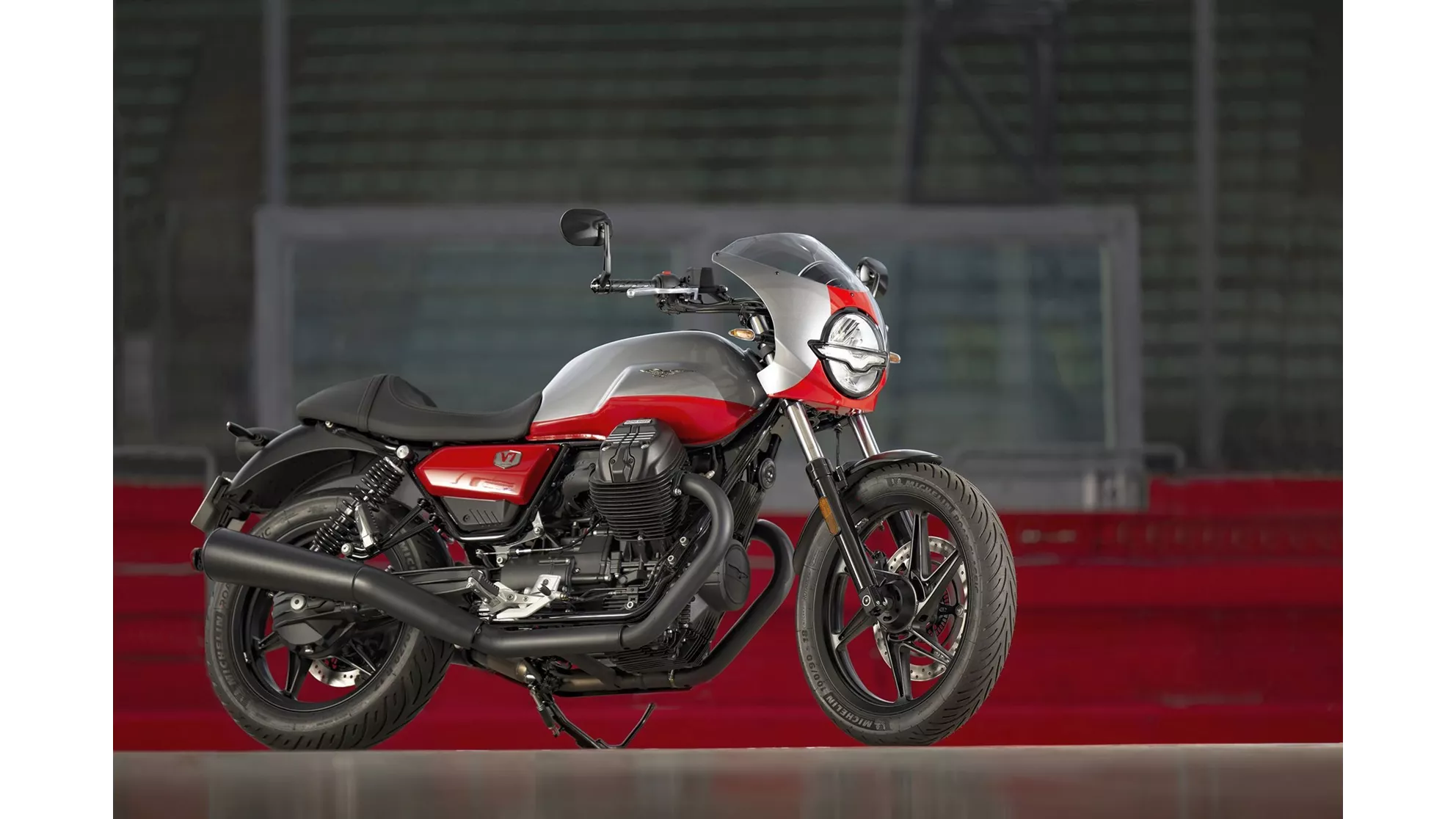 Moto Guzzi V7 Stone Corsa - Image 7 Moto Guzzi V7 Stone Corsa - Image 7